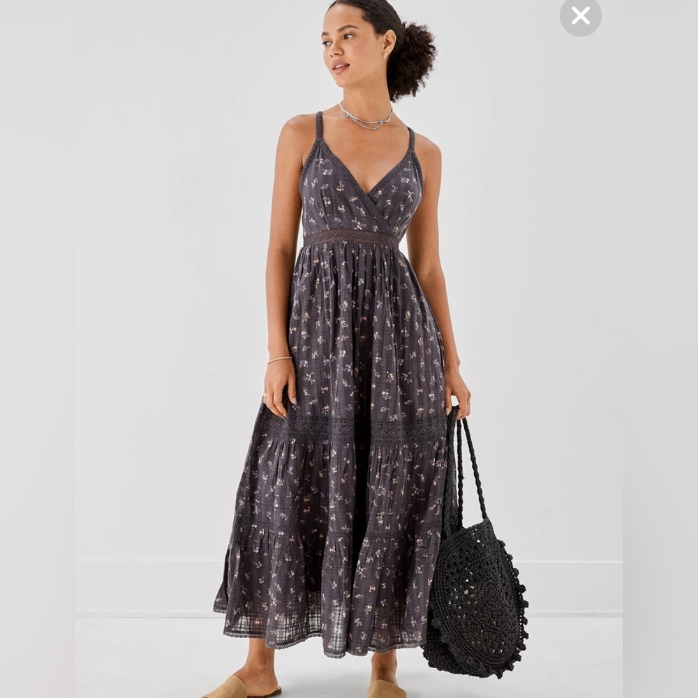 American Eagle Lace Trim Floral Maxi Dress